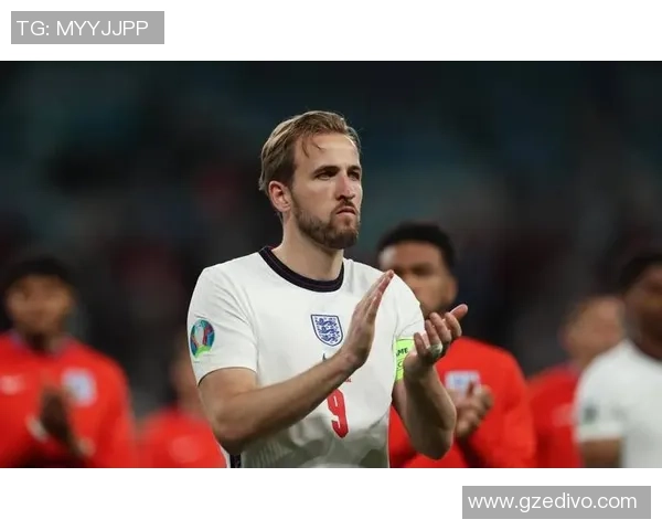 百大足球球星精彩图集免费下载全球顶级球员高清照片集锦