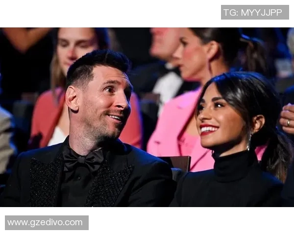 足球七星连珠球星揭秘：谁是足坛独领风骚的七大天王